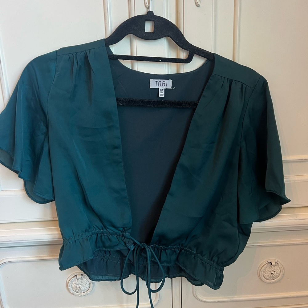 Tobi satin green tie top